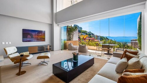 AlilaHolidays at SOHO PV Condominiums