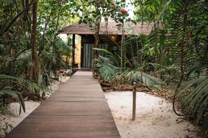Luxury Bungalow, Garden View | Property grounds - Vila de Alter Pousada Boutique Amazônia (Santarém)