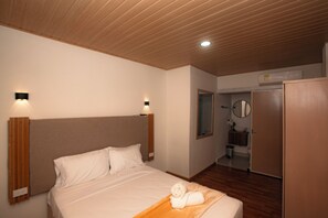 Comfort Double Room | Free WiFi - C.H. Santa Cruz  (Cartagena)
