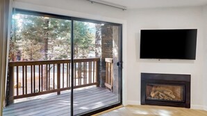 Unclassified image, 4 of 54, button - Updated Condo within Walking Distance to Ski Lifts, w/Pool, Spa, Sauna Access (Mammoth Lakes)