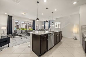 Interior - 5 BD/ 4.5 BA Windsor Cay (1276 BP) (Clermont)