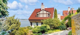 Dog-Friendly, Waterfront Home with Washer and dryer & Two Decks