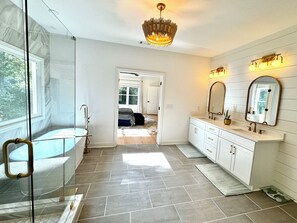 Shower, towels, soap, toilet paper - Modern, Spacious Farmhaus Luxury Retreat (Atlanta)