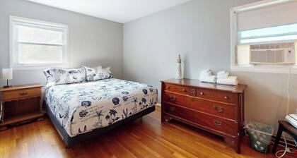 Peaceful centrally located home: w/ yard & walking distance to town