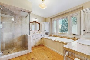 Douche, serviettes fournies