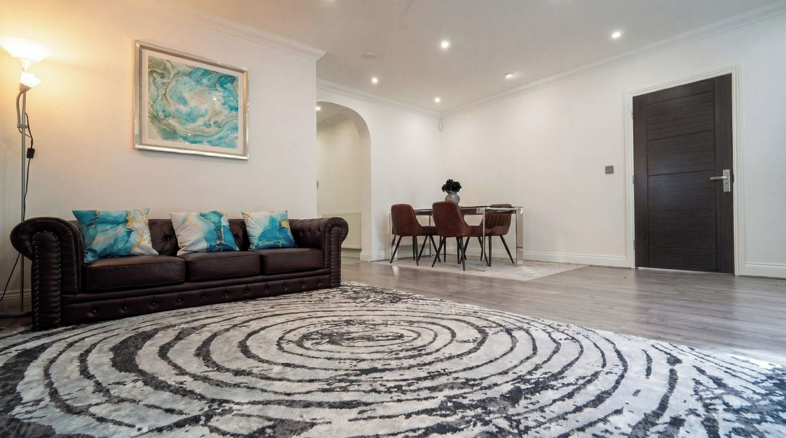 Luxury 6br Home | 6 Bath | Parking | Near Legoland - Bracknell