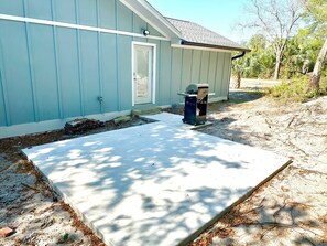 Terrace/patio - Renovated Gulf Coast Home - Walk to Marina, Dining, & Downtown Carrabelle (Carrabelle)