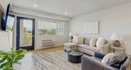 Contemporary Kalispell condo for adventure lovers, pet friendly and WiFi
