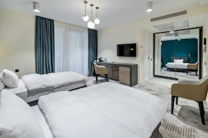 Standard Twin Room, Garden View | Desk, laptop workspace, blackout drapes, soundproofing - Nouvelle Hotel (Oni)