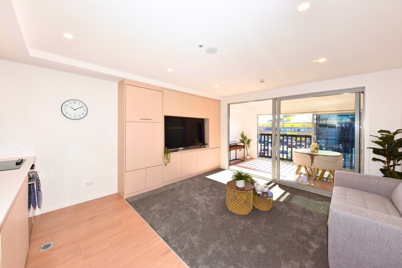 Stylish Bath Street One Bedroom Retreat - Governors Bay