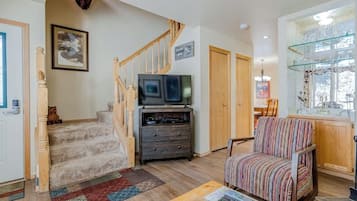 TV, fireplace, DVD player, video library