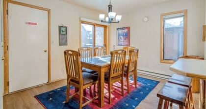 Spacious townhouse with ski & mountain views, deck, grill, & fireplace