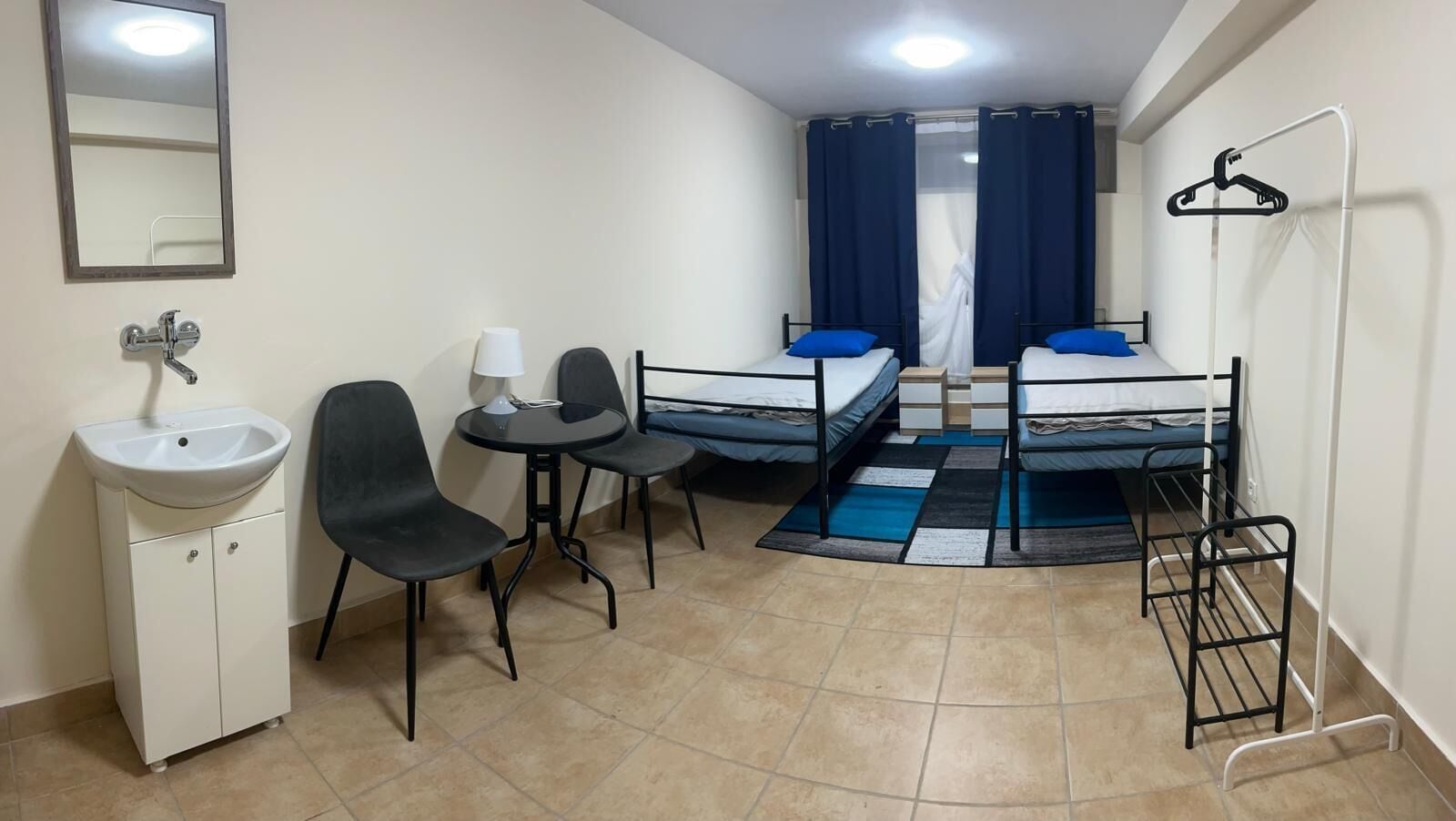 基础双人房或双床房, 庭院景观 | 笔记本电脑工作区、免费 WiFi