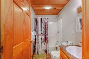 Shower, towels