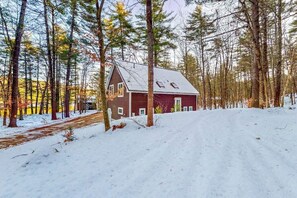 Exterior - Charming Lakefront Apartment with Stunning Views and Cozy Amenities (Denmark)