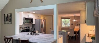 Tranquil Mountain Escape with Modern Comforts, Deck, Fire Pit, and Shared Pools