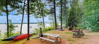 Rustic lakefront cabin w/gas grill, firepit, kayaks, one canoe, A/C - 2 dogs OK