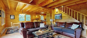 Elegant Mountain Chalet with Hot Tub, Fire Pit, and Easy Access to Mt. Abram