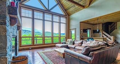 Stunning mountain-view estate with private pool & hot tub - near slopes