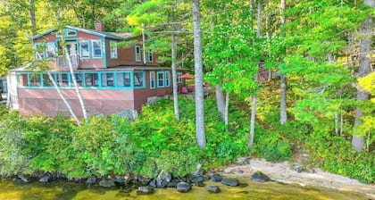 Naples Lakefront Retreat | Private Beach, Dock & Kayaks | Family + Dog friendly
