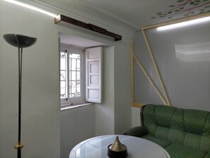 Interior - Renovated historic house in the center of Vva.de los Infantes. Groups and couples. (Villanueva de los Infantes)
