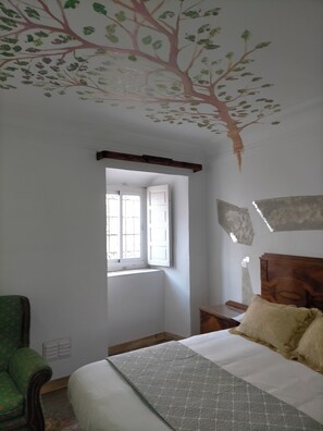 7 quartos, Wi-Fi de cortesia, roupa de cama
