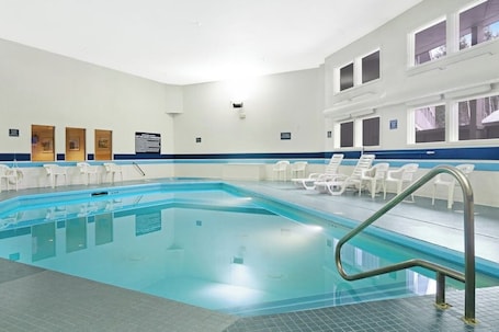 Indoor pool. Ski-in/out 2-story condo with balcony, on-site indoor pool, hot tub, sauna, W/D
