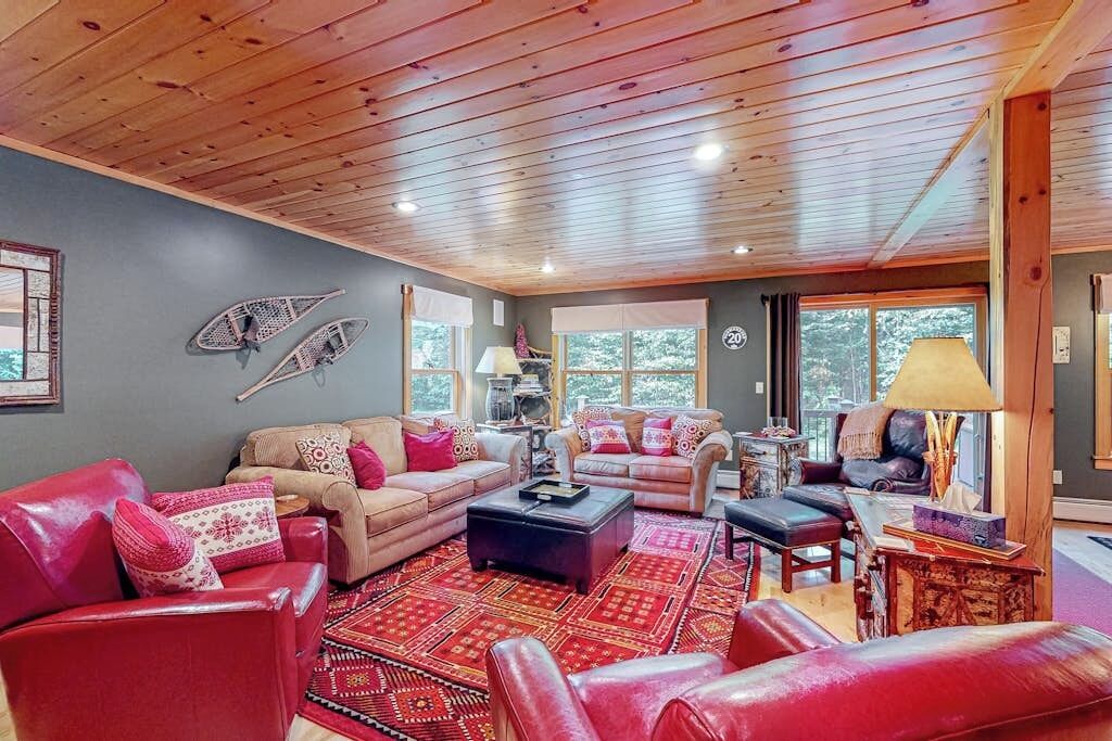 TV, fireplace, table tennis