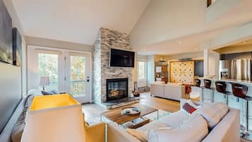 Smart TV, fireplace, foosball