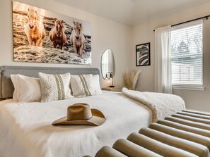 4 chambres, fer et planche à repasser, Wi-Fi, draps fournis