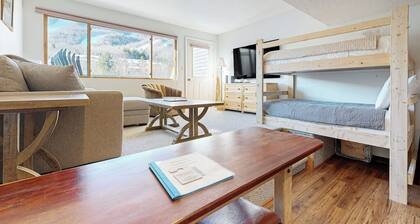 Cozy Studio with Slopeside Access, Pool, Sauna, and Mountain Views