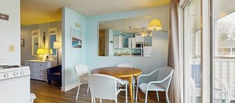 Condo w/ balcony, seasonal pool and pool table and walkable location