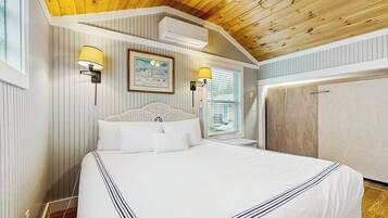 1 bedroom, WiFi (free), bed sheets