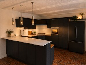 Private kitchen - Panorama Suite with Lake Constance view and large sun terrace with 3 bedrooms (Reichenau)