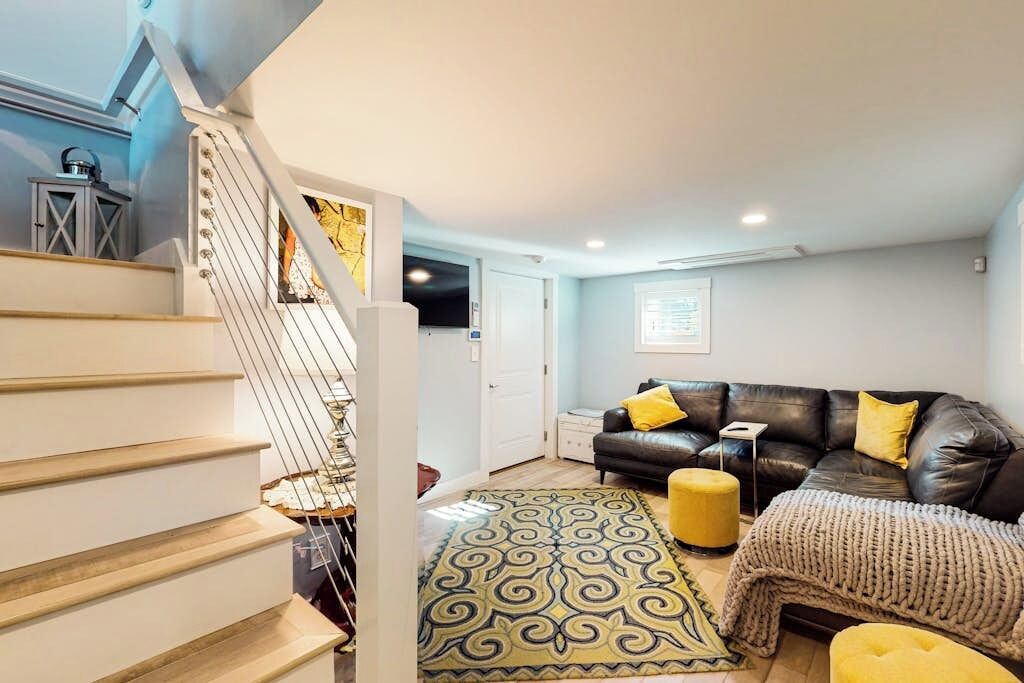Stunning & Luxurious Ocean-view Home With Balcony & W/d - Ogunquit, ME