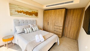 2 bedrooms, free WiFi, bed sheets, wheelchair access - Nima Bay 2-BDR Condo, Balcony, Pool, Marina (Puerto Vallarta)