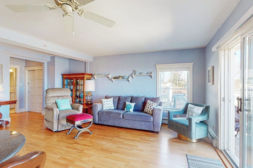 Second-floor Condo With Gorgeous Ocean View - Walk To Town, Beach & Lighthouse - Ogunquit, ME