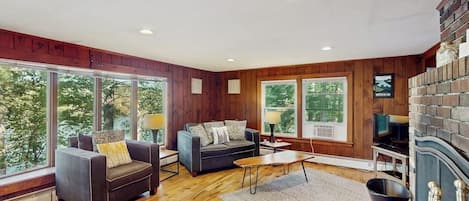TV, DVD player, books, video library