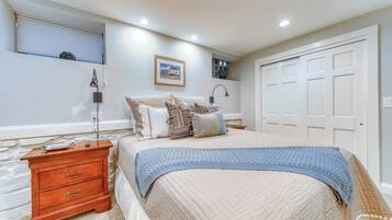 1 chambre, fer et planche à repasser, Wi-Fi gratuit, draps fournis