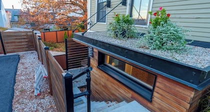 Spacious and Contemporary Condo in the Heart of Portland - Close to Beach