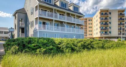 Gorgeous ocean-front home with stunning beach views