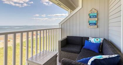 Gorgeous ocean-front home with stunning beach views