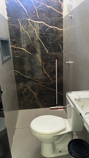 Family Double or Twin Room | Bathroom - Pousada Jalapão Lizarda TO (Lizarda)