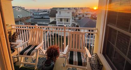 Location,Location,Location! Beach,13+ Bars and Restaurants, Pool!