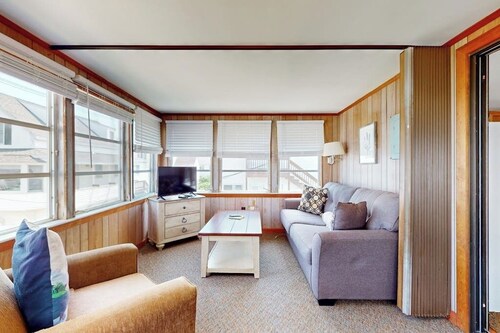 Sun-filled & serene coastal retreat with deck & stunning ocean views - near golf