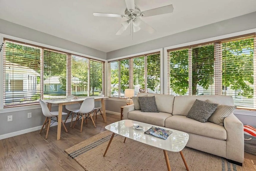Cozy Cottage With Steps-to-the-pool Access, Fully Equipped Kitchen & Beach Gear - Kennebunk, ME