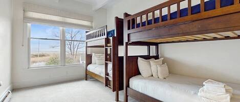 Wifi gratis y ropa de cama