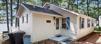 Lakefront home with views, water access for boating & swimming