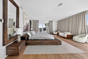 4 bedrooms, WiFi, bed sheets - Fantastic 4-bedroom house with fancy pool in beautiful Beverly Hills (Beverly Hills)