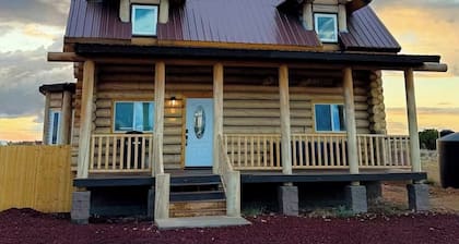 White Wolf Cabin and Hot Tub